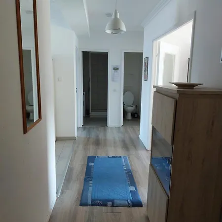 Apartment 3 In Louis, Nahe Euroairport