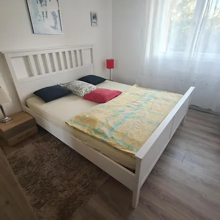 3 In Louis, Nahe Euroairport * Saint-Louis (Haut-Rhin)